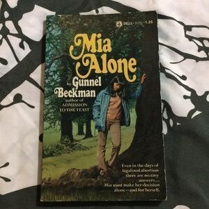 𝅺MIA Alone by Gunnel Beckman Vintage Paperback 1973